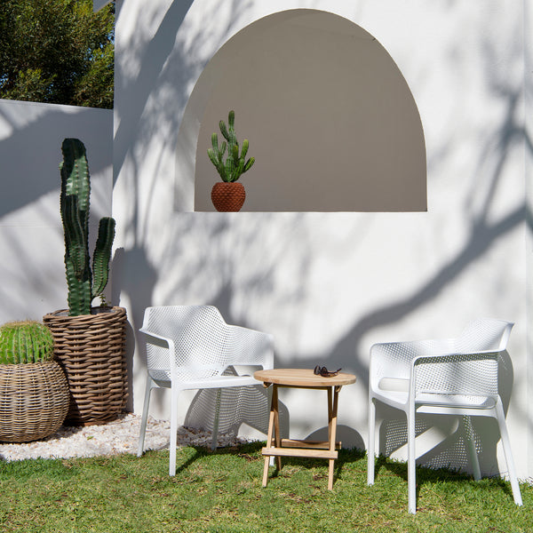 Folding Picnic Table — Round - Empire Home