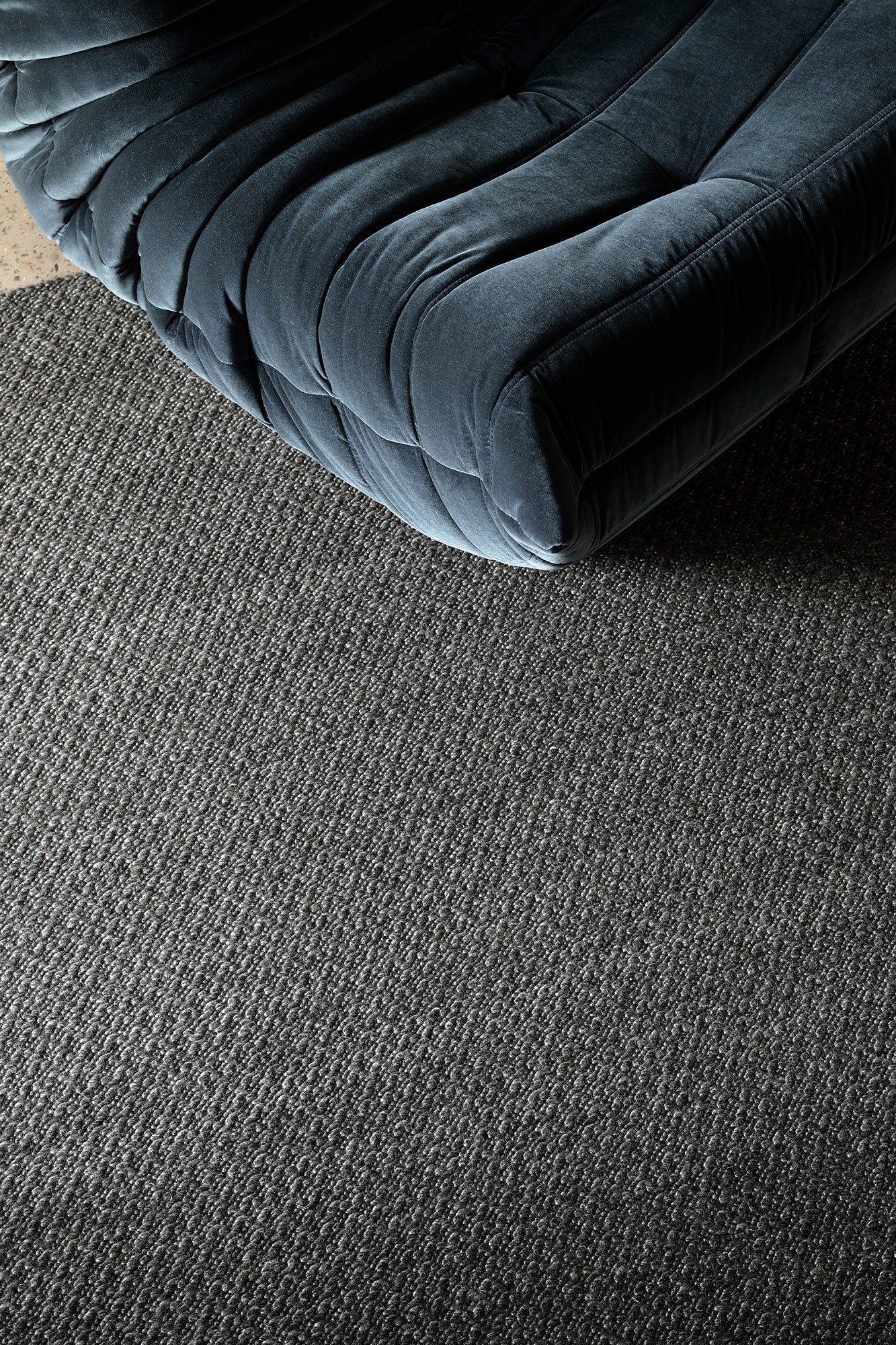 Sherpa Rug - Charcoal – Empire Home