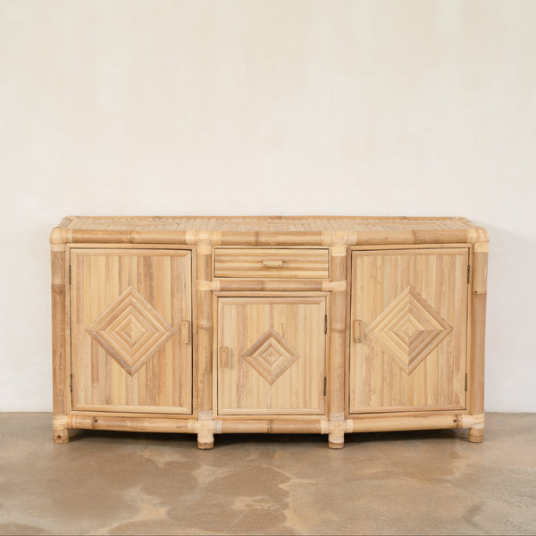 Studio Bamboo Buffet - Empire Home