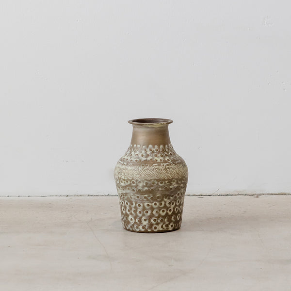 Beaten Lip Vase — Antique Green - Empire Home