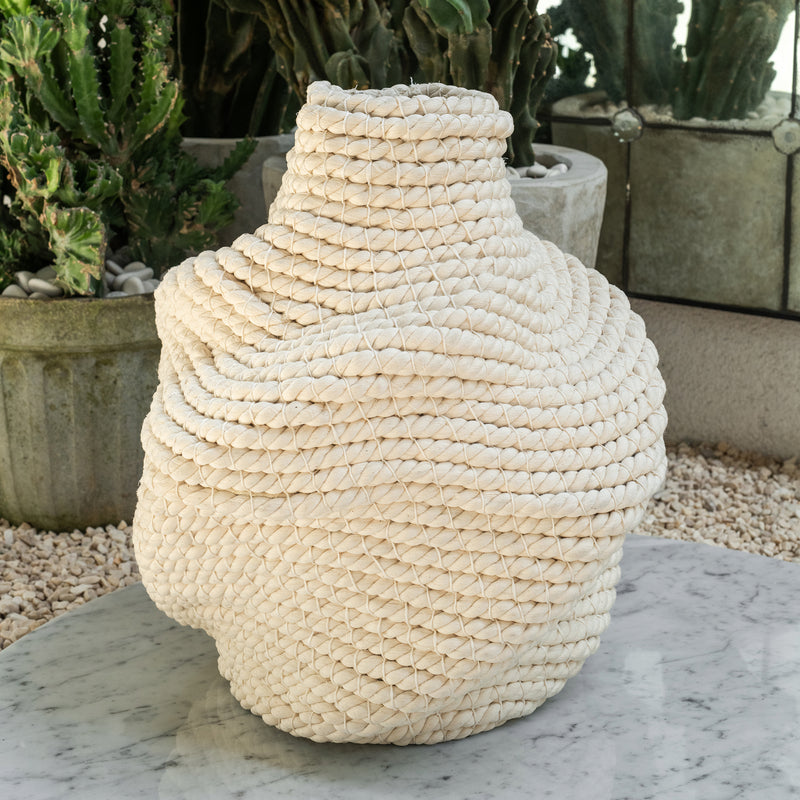 Mendong Organic Vase — White - Empire Home